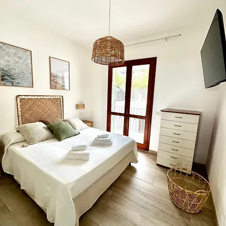 Costa Rossa View Sunset Tatil Evi